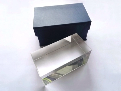 Kristallglasquader 80x80x160 mm, opt. rein